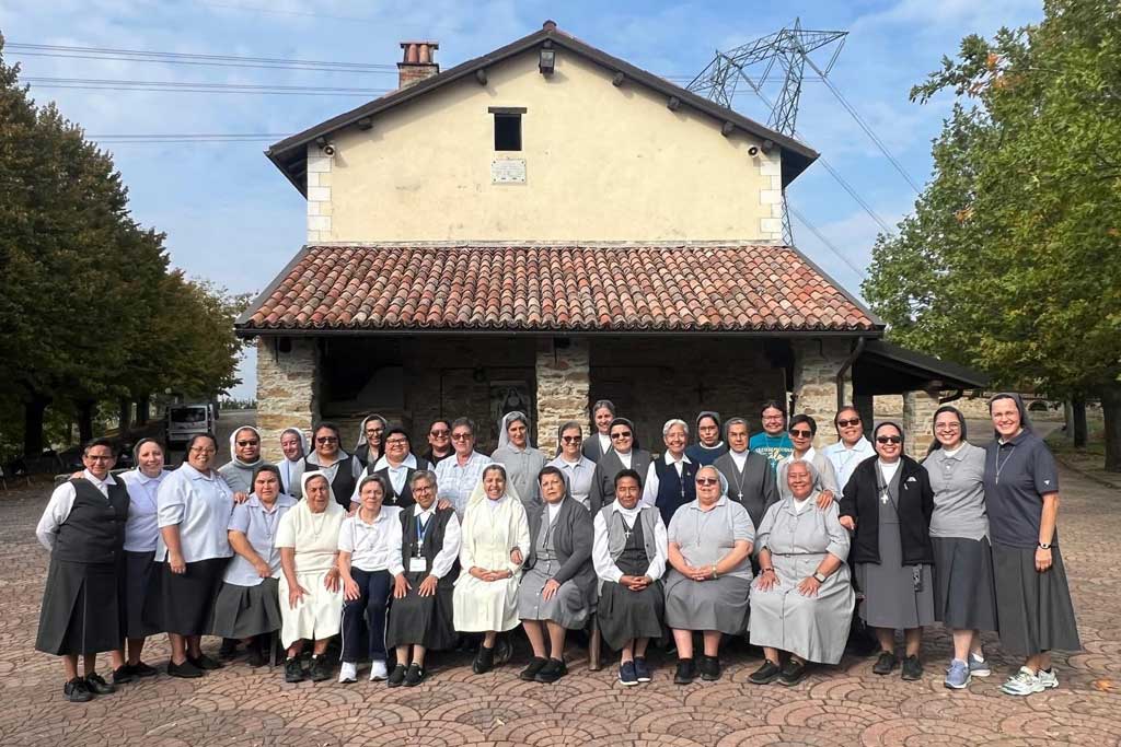 “Con Maìn, sui sentieri della vita”: Progetto Mornese in spagnolo
